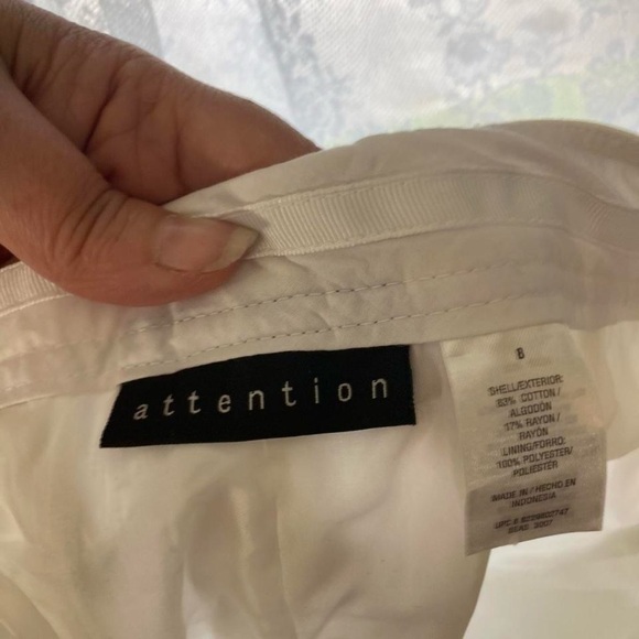 White detailed trousers with zipper closure S Attention - Picture 3 of 4